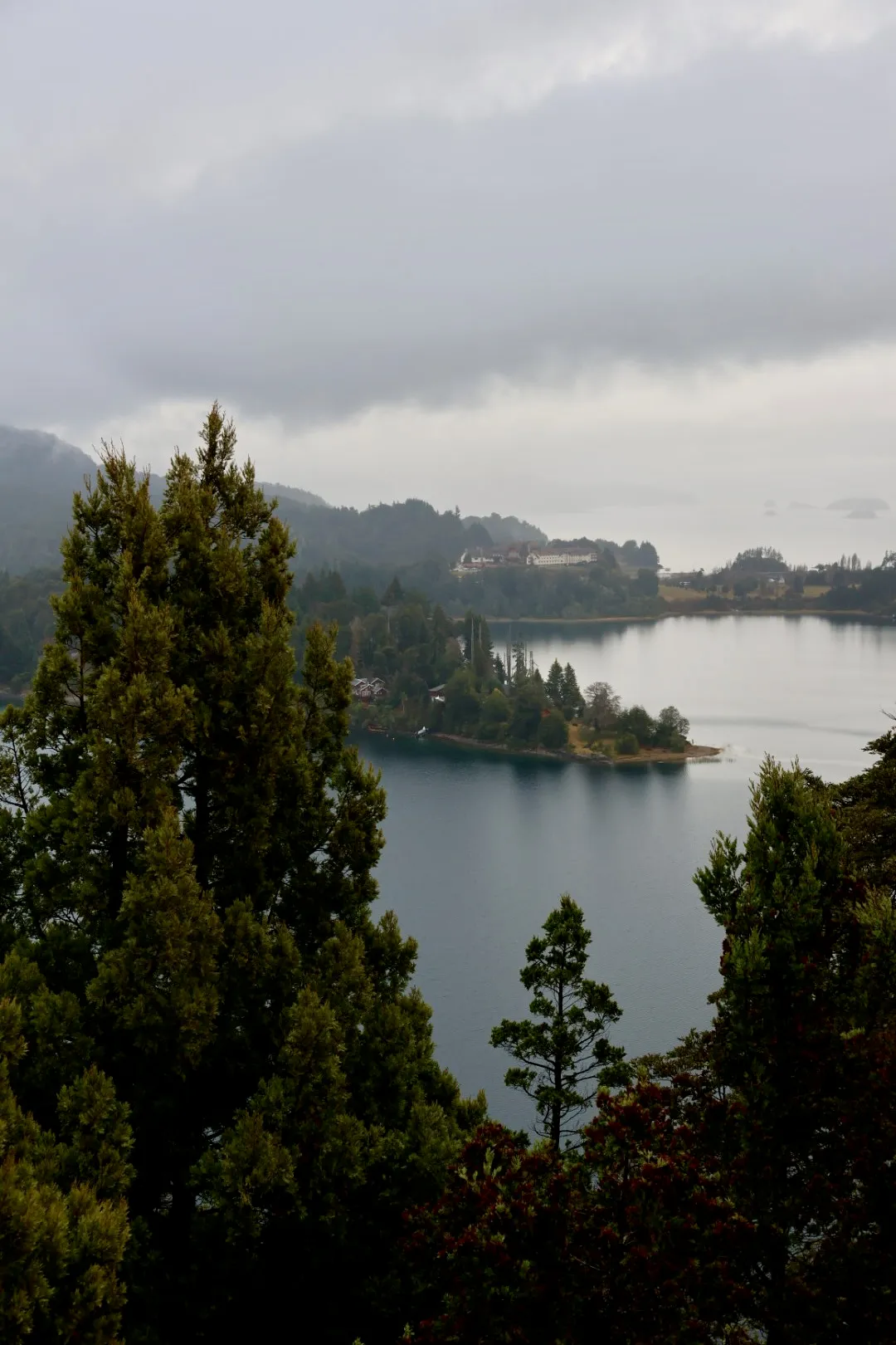 Hotel Llao Llao em Bariloche: resort de luxo com vista privilegiada para o Lago Nahuel Huapi